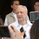PEMEX cubre adeudos con empresas afirma director Víctor Rodríguez